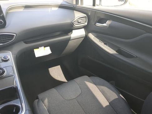 Used 2023 Hyundai Santa Fe SE FWD image 17
