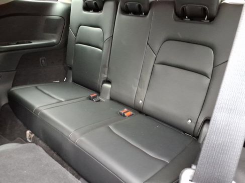 Used 2023 Nissan Pathfinder SL w/ SL Premium Package AWD/4WD image 6