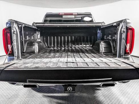 Used 2021 GMC Sierra 1500 SLT w/ SLT Premium Package AWD/4WD image 19