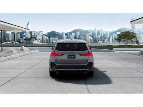 New 2026 BMW X1 xDrive28i w/ Technology Package AWD/4WD image 5