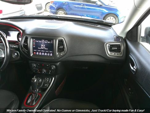 Used 2020 Jeep Compass Trailhawk w/ Cold Weather Group image 34