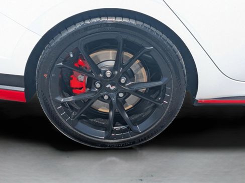 New 2026 Hyundai Elantra N FWD image 15