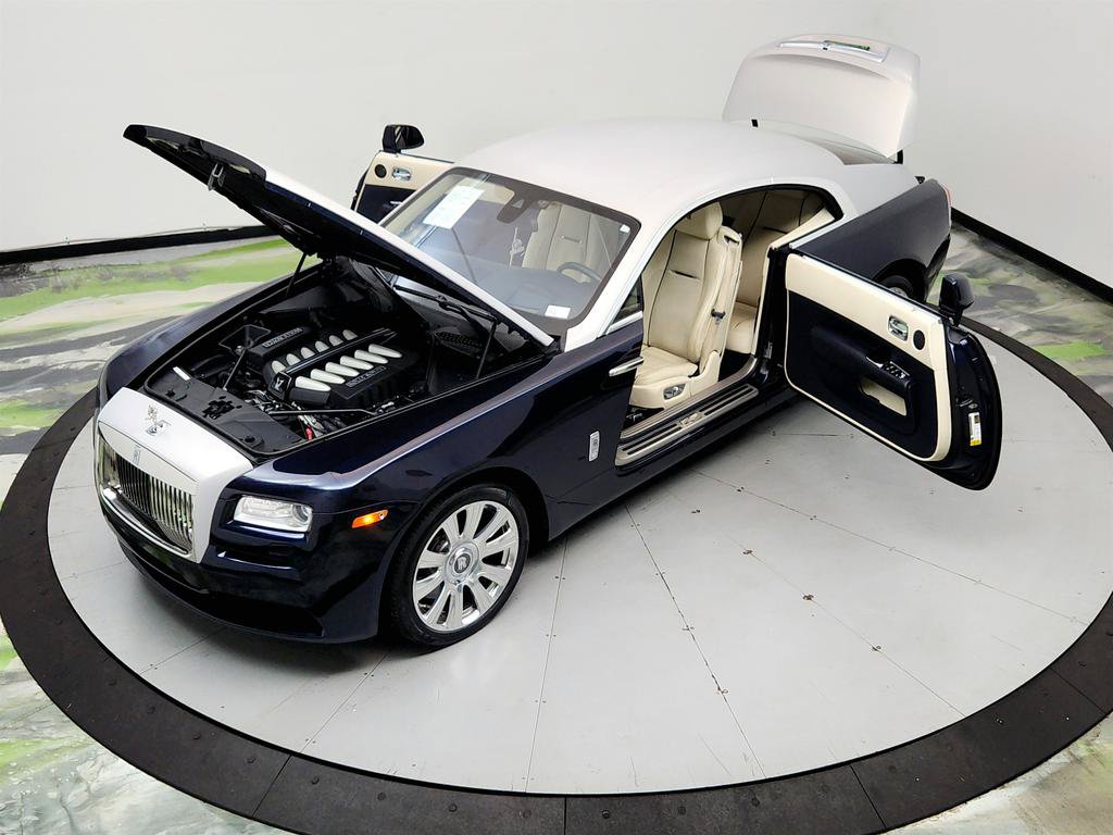 Used 2014 Rolls-Royce Wraith RWD image 39