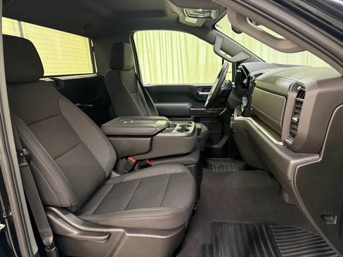 Certified 2024 Chevrolet Silverado 2500 LT w/ Convenience Package AWD/4WD image 17