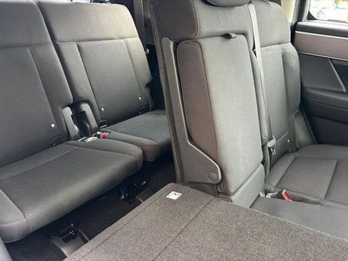 New 2026 Hyundai Santa Fe SE image 12