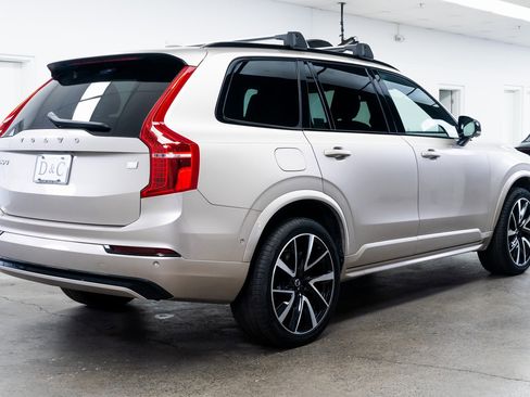 Used 2023 Volvo XC90 T8 Plus image 6