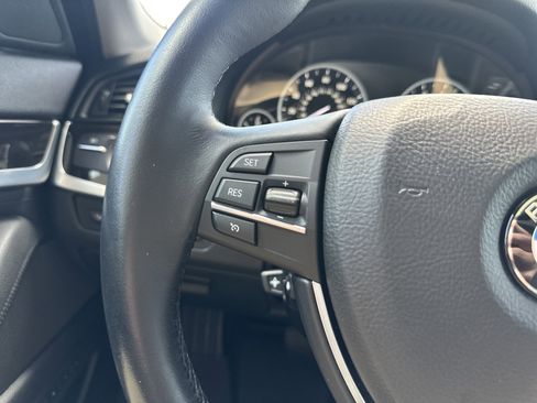 Used 2014 BMW 528i xDrive Sedan AWD/4WD image 25
