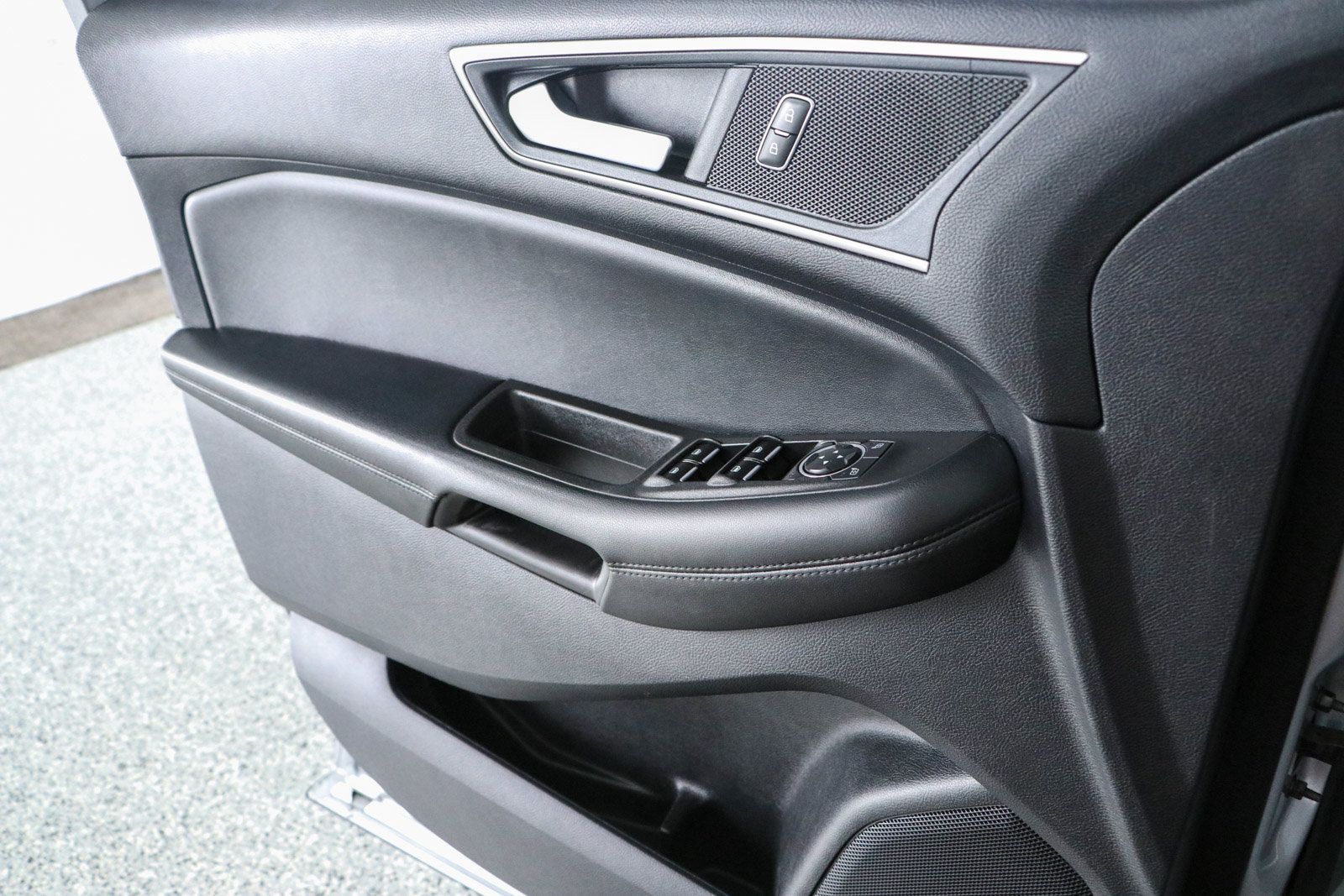 Used 2021 Ford Edge SEL w/ Convenience Package FWD image 22