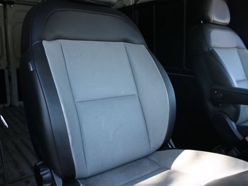 Used 2025 RAM ProMaster 2500 w/ Convenience Group FWD image 13