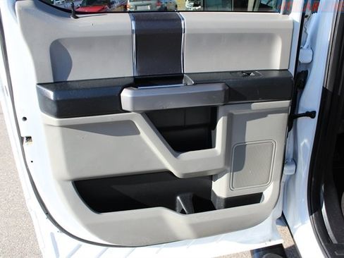 Used 2018 Ford F150 XLT image 23