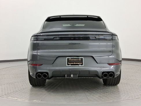 Used 2026 Porsche Cayenne Coupe AWD/4WD image 6