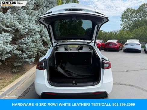 Used 2023 Tesla Model Y Long Range AWD/4WD image 29
