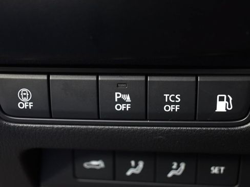 Certified 2026 MAZDA CX-50 AWD 2.5 Hybrid w/ Premium Pkg image 23