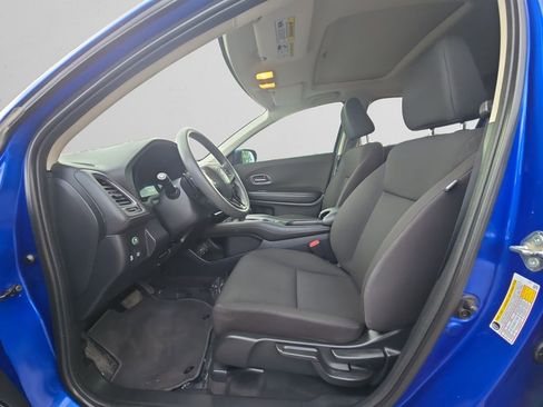 Used 2018 Honda HR-V EX image 8