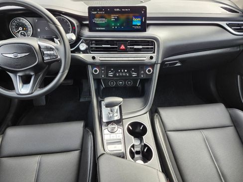 Used 2025 Genesis G70 2.5T image 14
