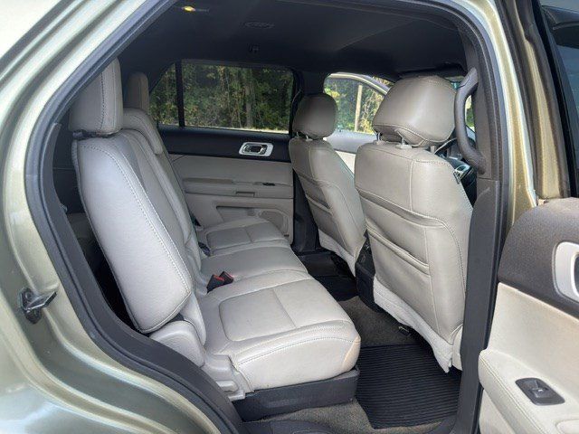 Used 2013 Ford Explorer XLT AWD/4WD image 10