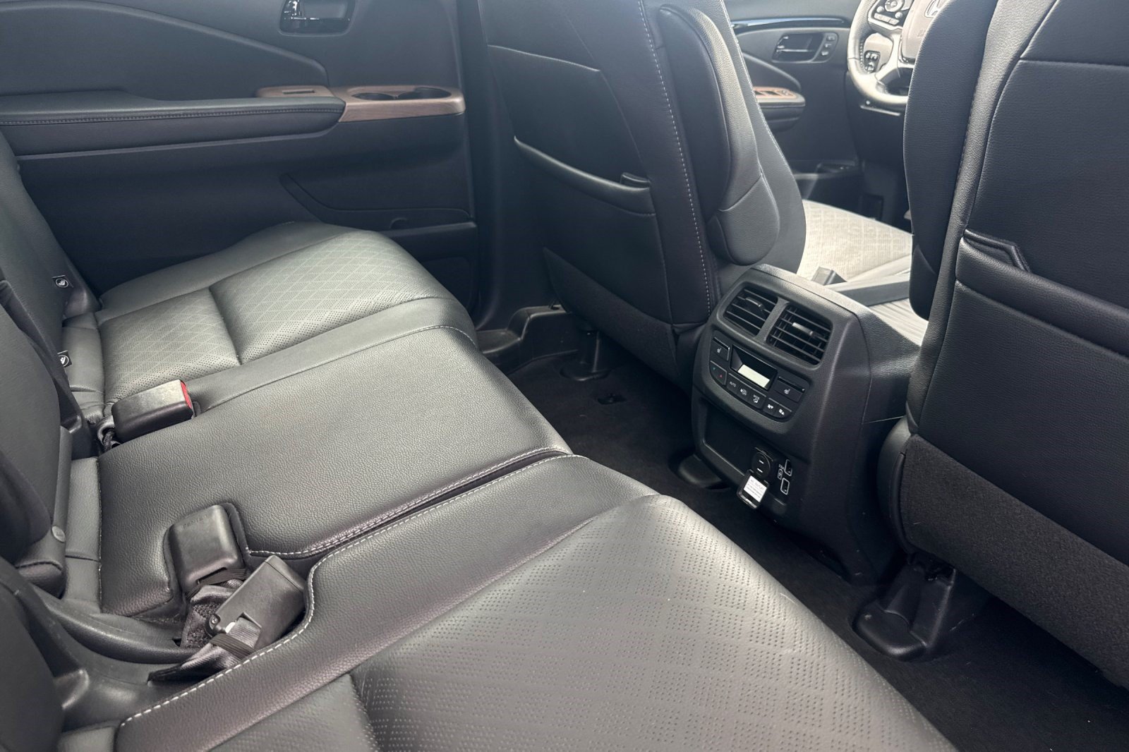 Used 2022 Honda Passport Elite image 33