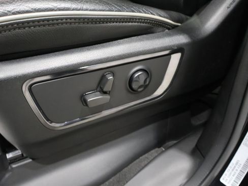 Certified 2022 RAM 1500 Limited image 14