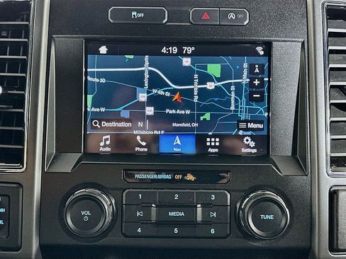 Used 2019 Ford F150 XLT w/ Equipment Group 302A Luxury AWD/4WD image 15