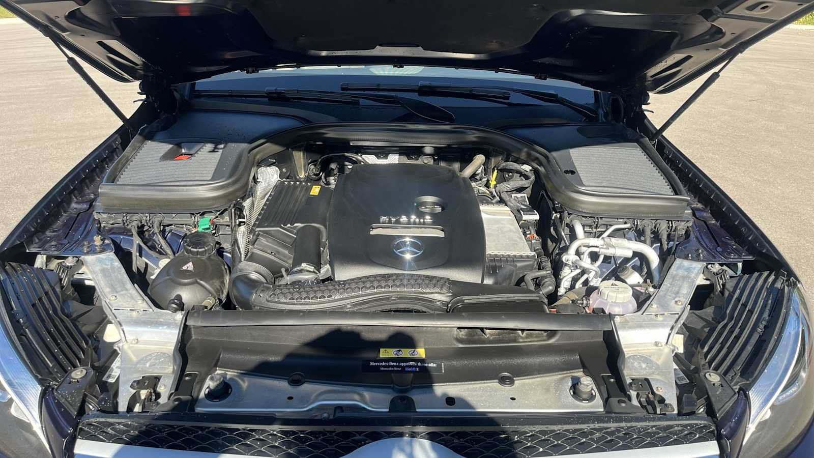 Used 2018 Mercedes-Benz GLC 350e 4MATIC image 27
