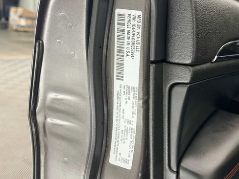 Used 2021 Jeep Grand Cherokee Trailhawk w/ Premium Lighting Group image 37