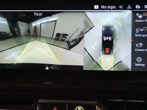 Used 2021 BMW M850i xDrive Convertible image 20