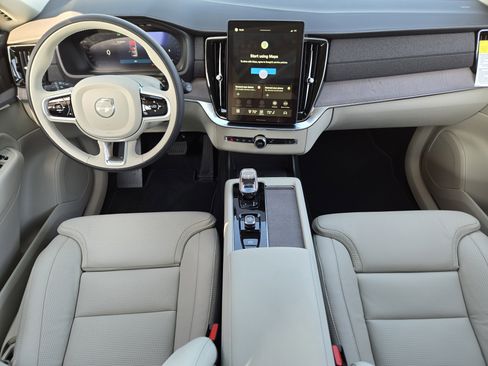 New 2026 Volvo XC90 B6 Ultra w/ Protection Package image 28