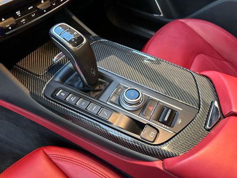 Used 2022 Maserati Levante Modena AWD/4WD image 28