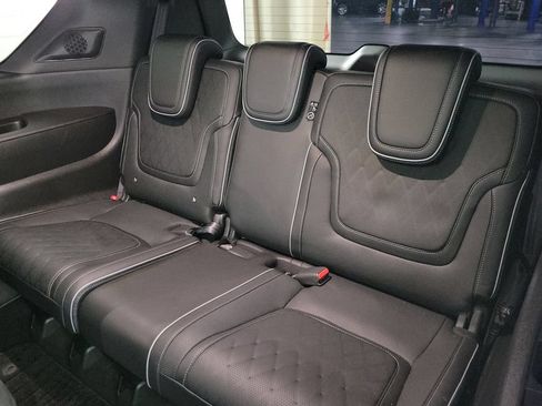 Used 2025 INFINITI QX80 Autograph AWD/4WD image 11