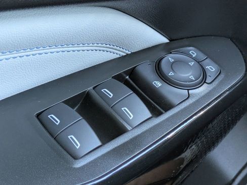 Used 2026 Chevrolet Trax LT w/ Driver Confidence Package image 24