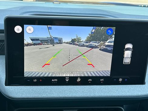 New 2025 Ford Maverick XLT w/ 4K Tow Package image 18