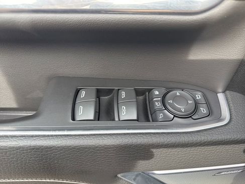 Used 2024 GMC Sierra 3500 Denali image 30