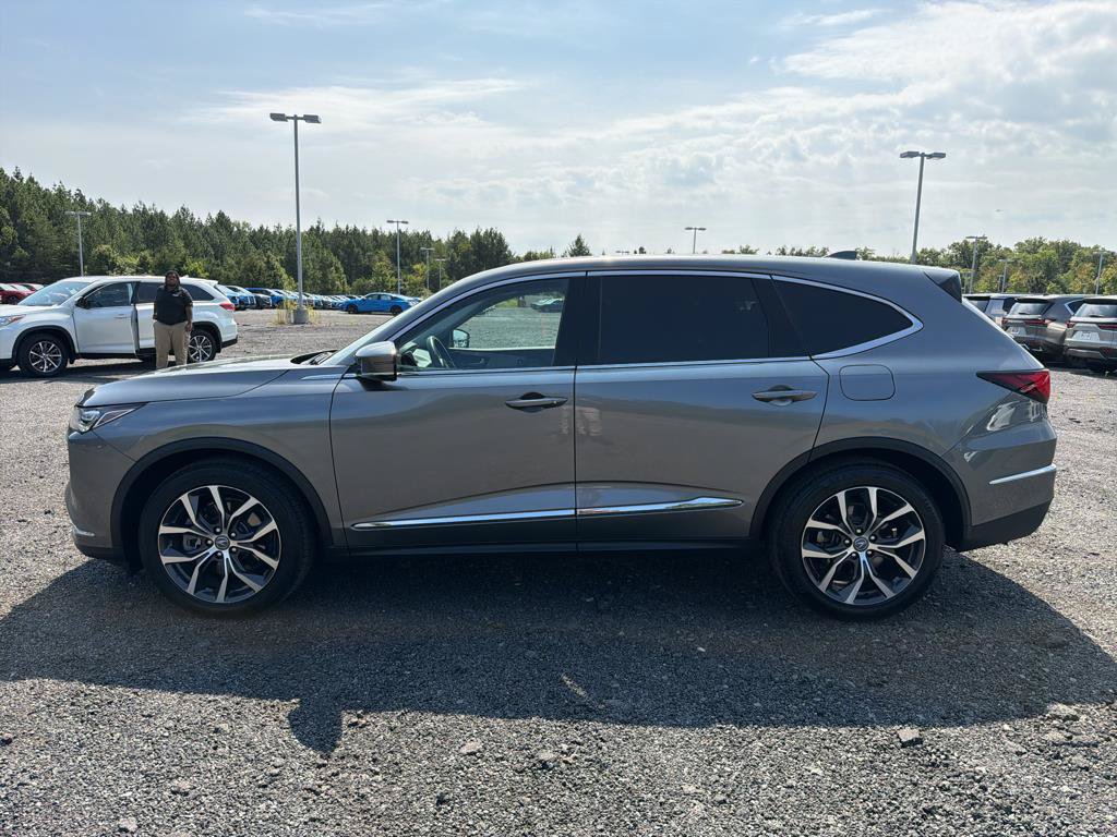 Certified 2024 Acura MDX w/ Technology Package AWD/4WD image 4