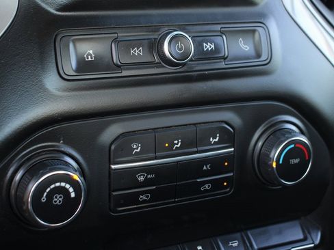 Used 2021 Chevrolet Silverado 2500 W/T image 25