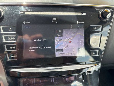 Used 2015 Toyota Prius V Five w/ Advanced Technology Package FWD image 23