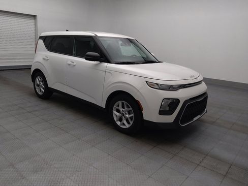 Used 2022 Kia Soul LX w/ Technology Package FWD image 11