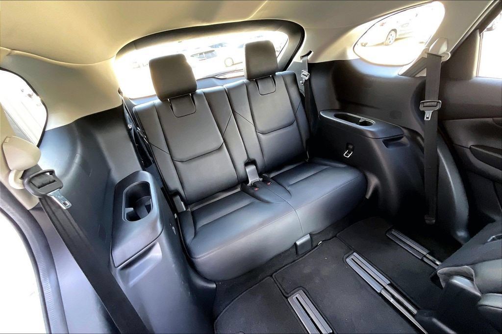 Used 2023 MAZDA CX-9 Touring AWD/4WD image 28