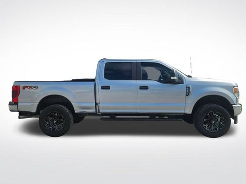 Certified 2022 Ford F250 XL w/ STX Appearance Package AWD/4WD image 10