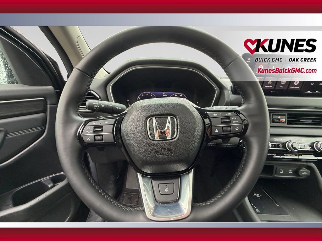 Used 2026 Honda Pilot Touring image 15