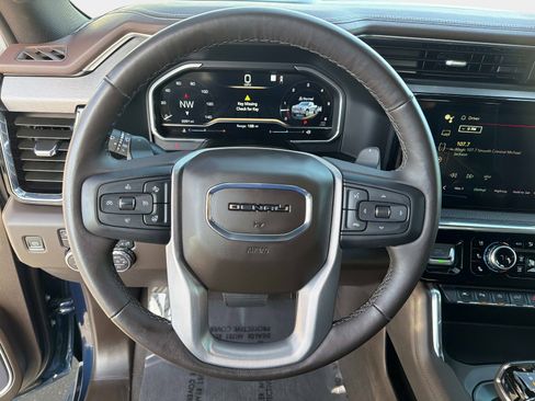 Used 2023 GMC Sierra 1500 Denali w/ Technology Package image 24