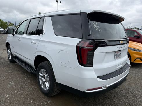 Used 2025 Chevrolet Tahoe LT AWD/4WD image 2