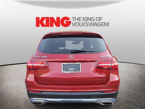Used 2017 Mercedes-Benz GLC 300 4MATIC image 4