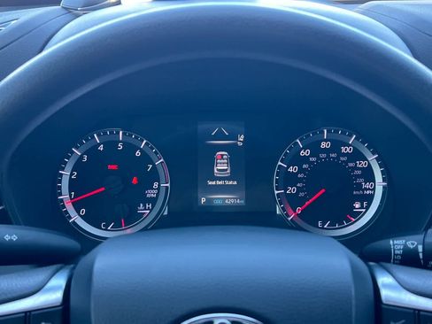 Used 2021 Toyota Highlander L FWD image 26