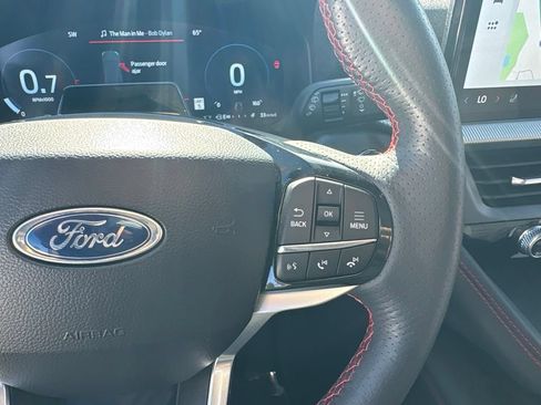 Used 2025 Ford Explorer ST-Line w/ ST-Line Street Pack AWD/4WD image 29