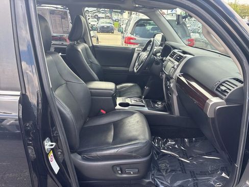Used 2016 Toyota 4Runner Limited AWD/4WD image 10