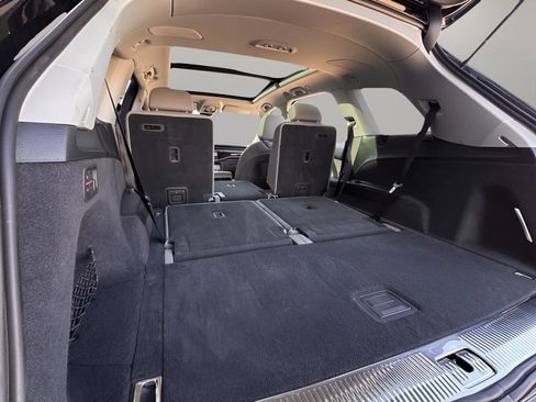 Used 2024 Audi Q7 3.0T Premium Plus image 30