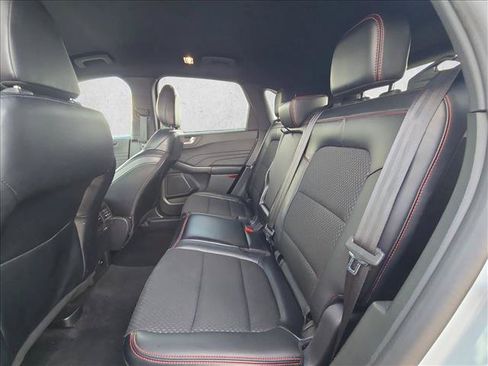 Used 2025 Ford Escape ST-Line FWD image 16
