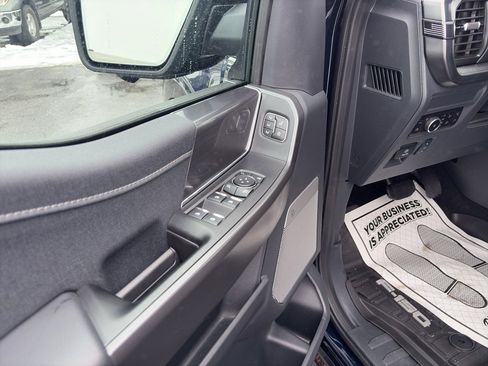 Used 2025 Ford F150 Lariat w/ Equipment Group 501A Mid image 12