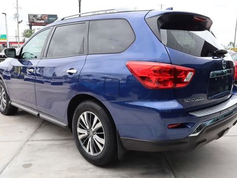 Used 2020 Nissan Pathfinder S FWD image 6