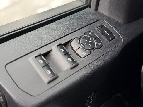 Used 2017 Ford F250 Lariat w/ Chrome Package image 17